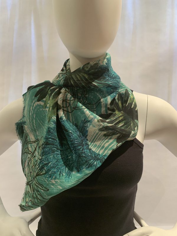 abstract-green-plant-print-draped-scarf